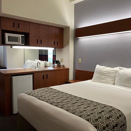 Microtel Inn And Suites By Wyndham - Lady Lake/ The Villages Exterior photo