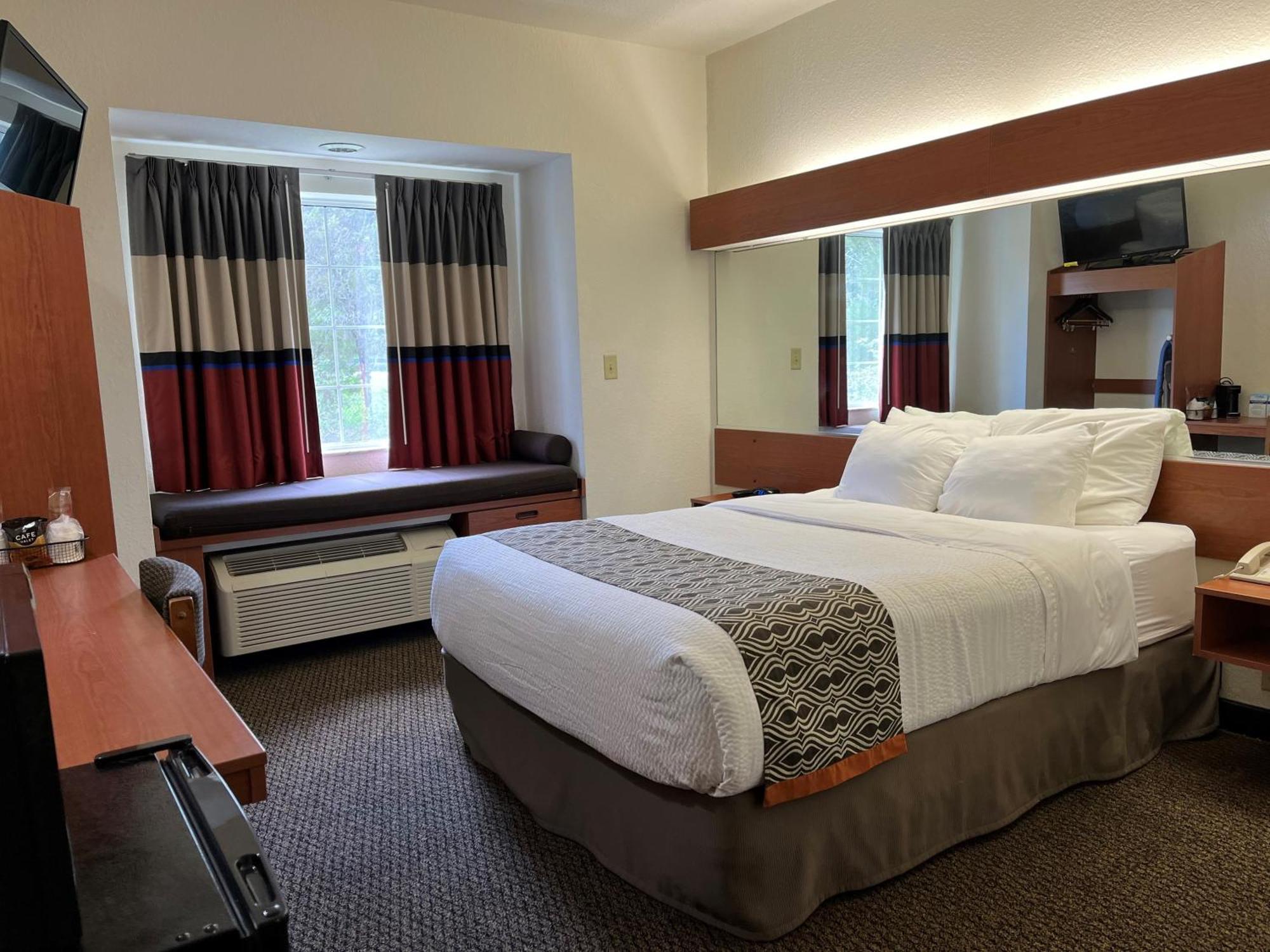 Microtel Inn And Suites By Wyndham - Lady Lake/ The Villages Exterior photo